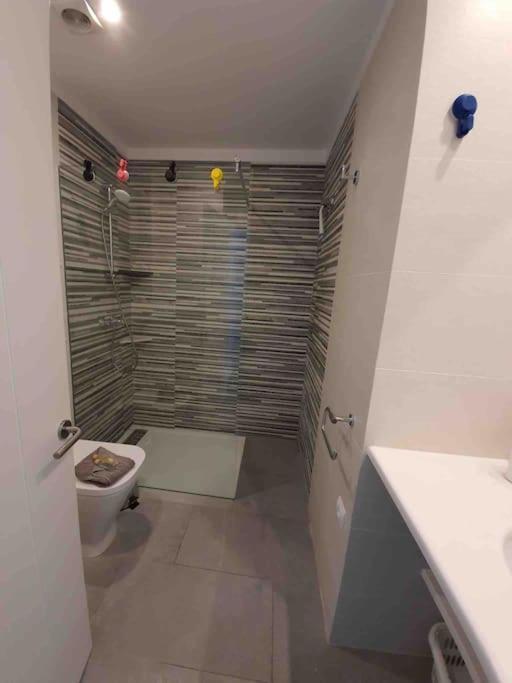 Ferienwohnung Espectacular Planta Baja Con Terraza Y Parking A 5 Min De La Playa Cadaqués Exterior foto